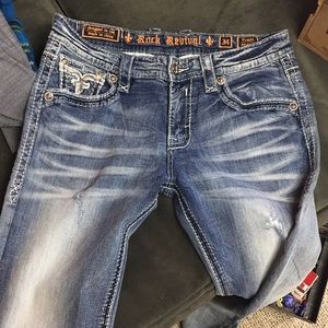 Rock revival Pruitt straight